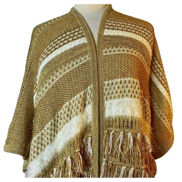Chico's Mya Ruana One Size Fringed Multi Pattern Textured Neutral Combo NEW - Picture 2 of 8